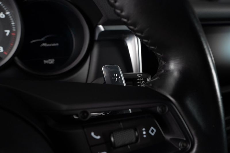 Porsche Macan bild 23