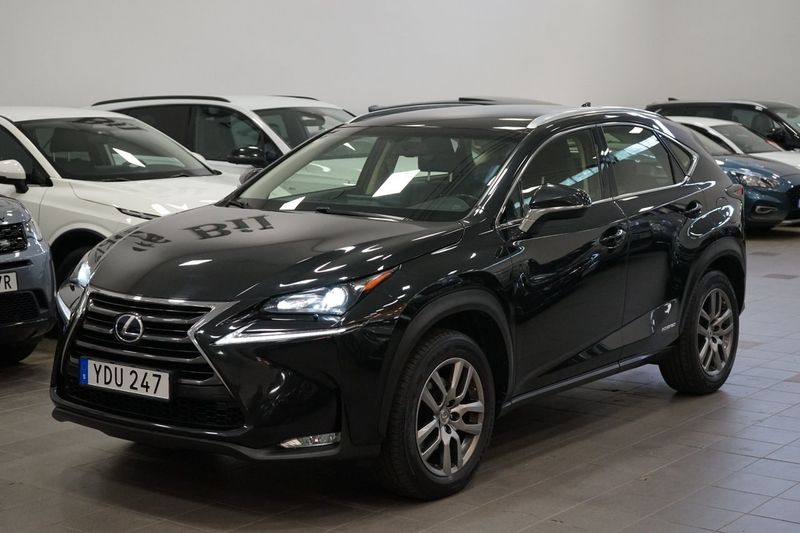 Lexus NX bild 2