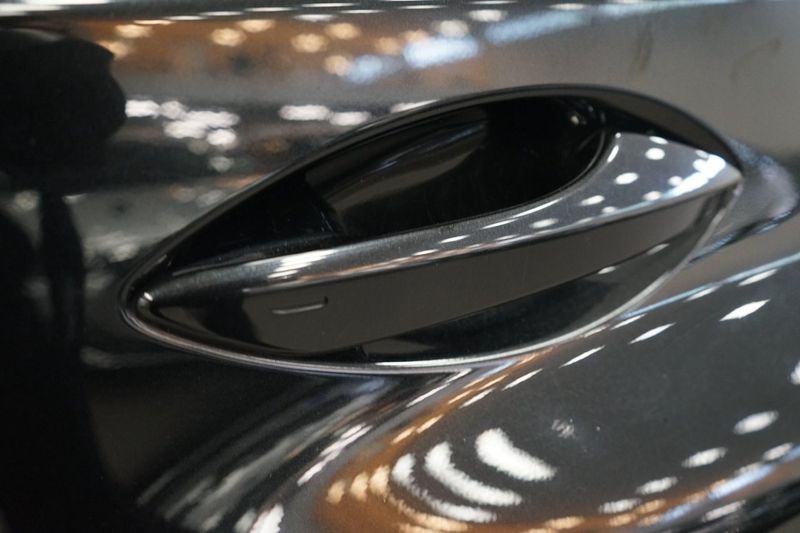 Lexus NX bild 21