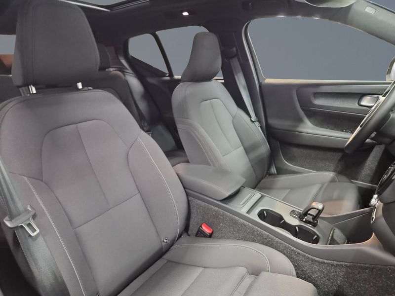 Volvo EX40 bild 7