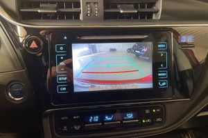 Toyota Auris bild 19