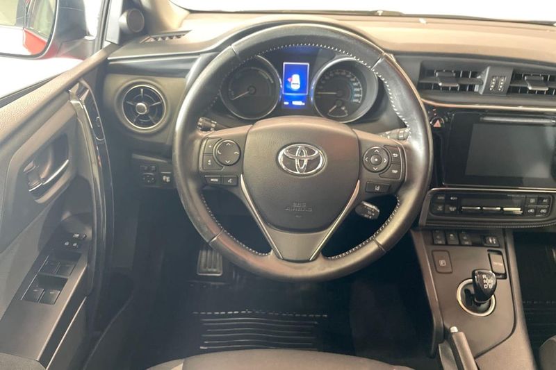 Toyota Auris bild 14