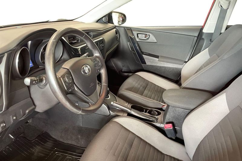 Toyota Auris bild 11