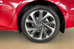 Toyota Auris bild 9