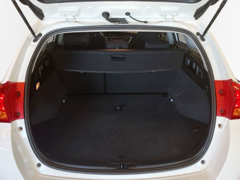 Toyota Auris bild 10