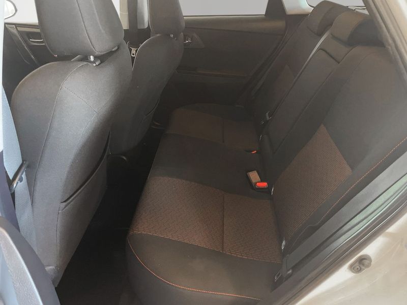 Toyota Auris bild 7