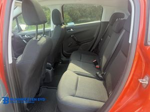 Peugeot 208 bild 7
