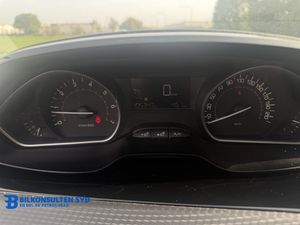 Peugeot 208 bild 11