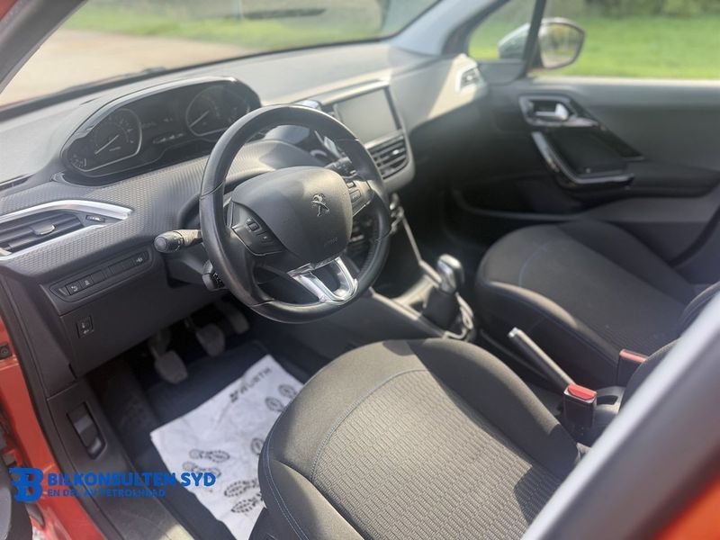 Peugeot 208 bild 6