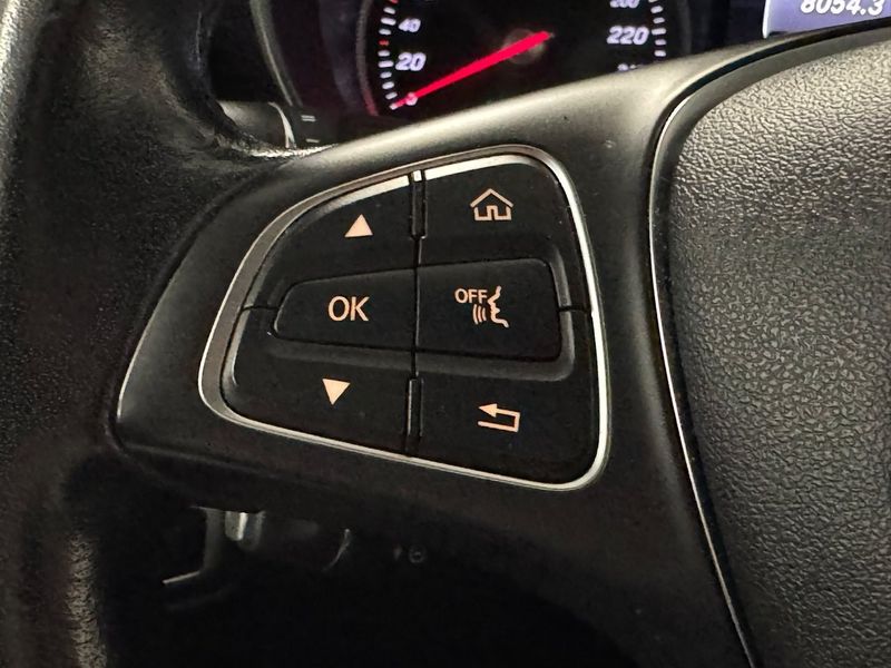 Mercedes GLC220 bild 13