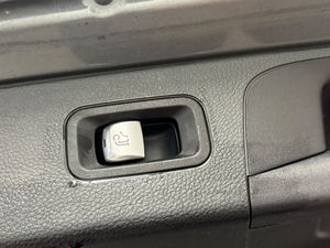 Mercedes GLC220 bild 26