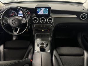 Mercedes GLC220 bild 21