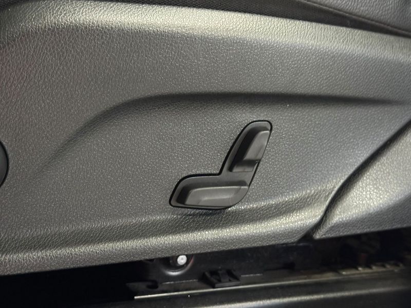 Mercedes GLC220 bild 10