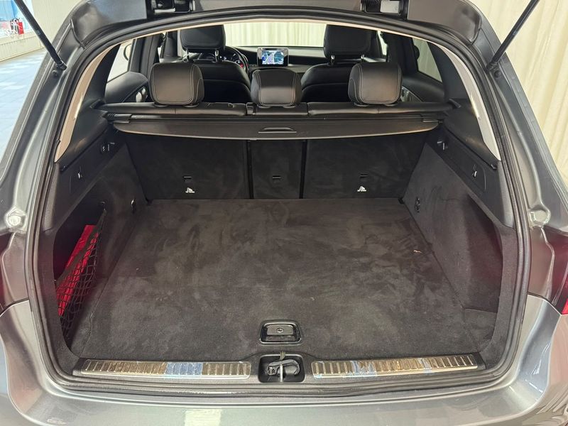 Mercedes GLC220 bild 25