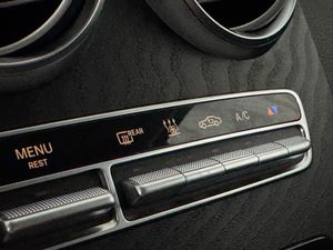 Mercedes GLC220 bild 19