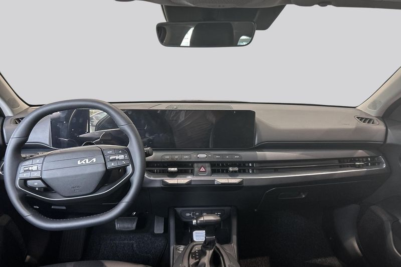 Kia K4 bild 6