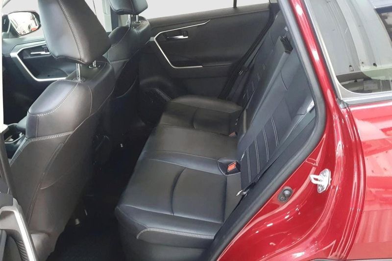Toyota RAV4 bild 8