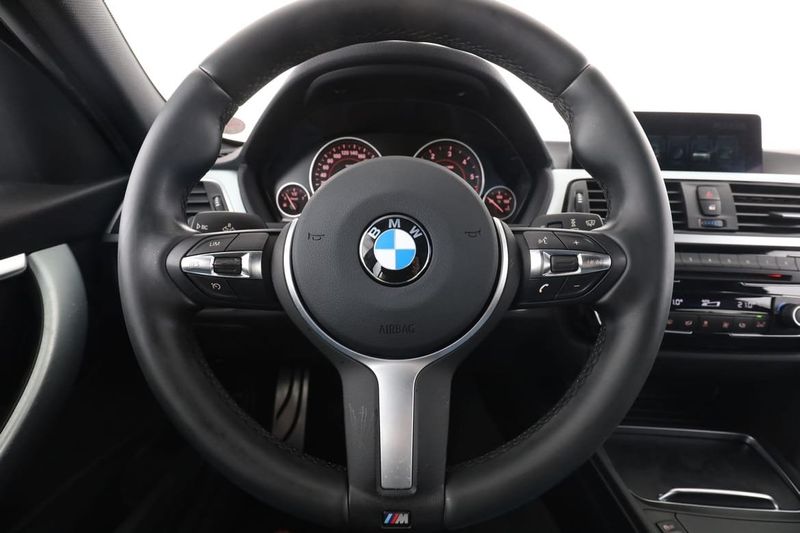 BMW 320 bild 19