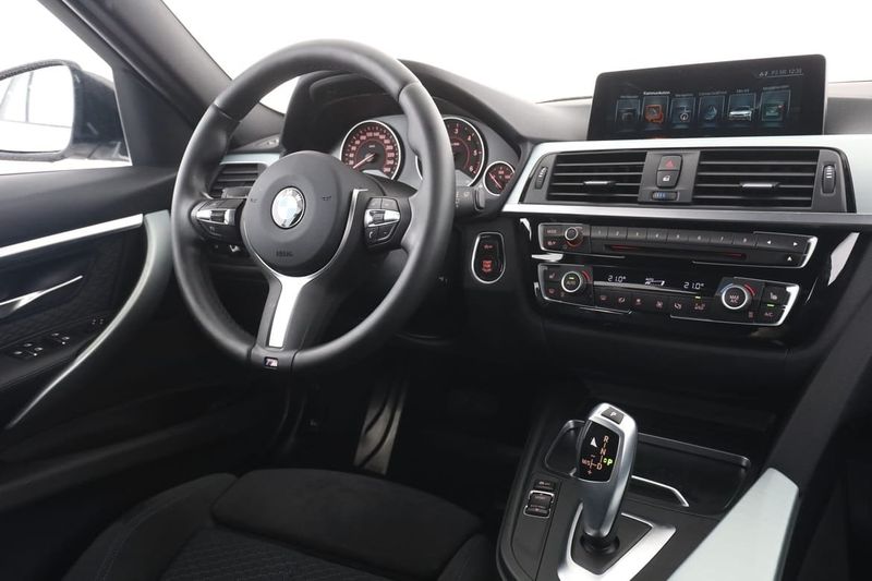 BMW 320 bild 14