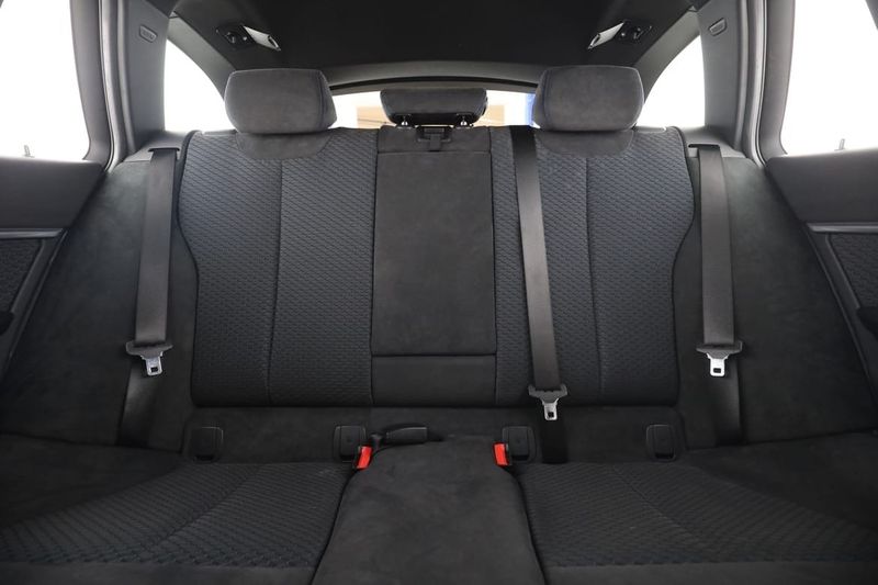BMW 320 bild 16