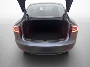 Tesla Model 3 bild 31