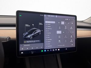 Tesla Model 3 bild 19