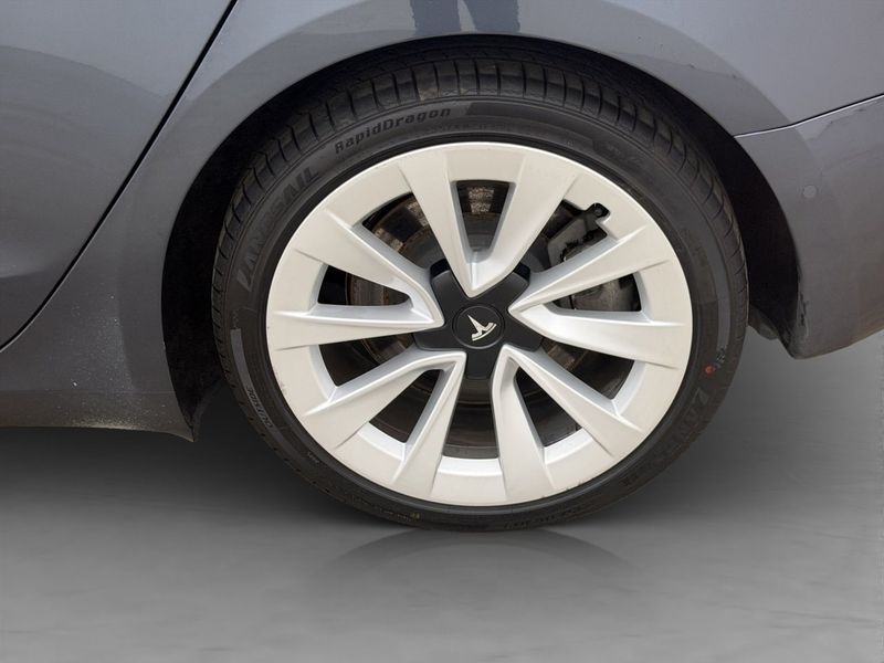 Tesla Model 3 bild 34