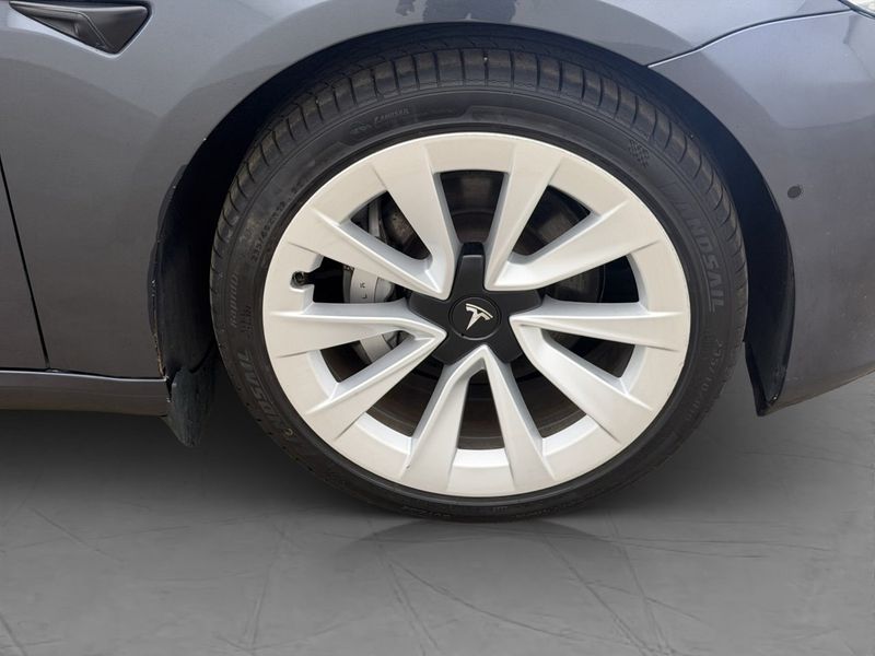 Tesla Model 3 bild 36