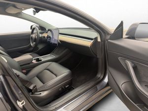 Tesla Model 3 bild 28
