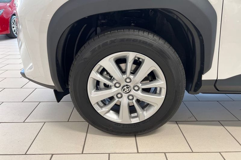 Toyota Yaris Cross bild 15