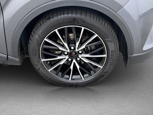 Toyota C-HR bild 27