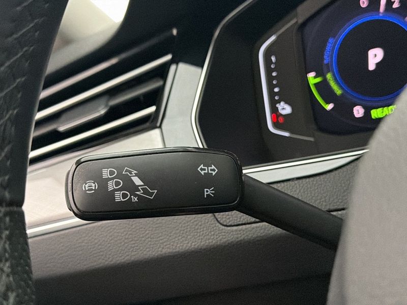 Volkswagen Passat bild 17