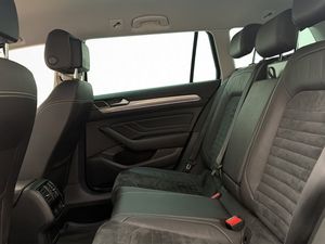 Volkswagen Passat bild 32