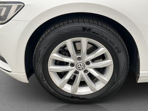 Volkswagen Passat bild 27