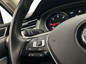Volkswagen Passat bild 14