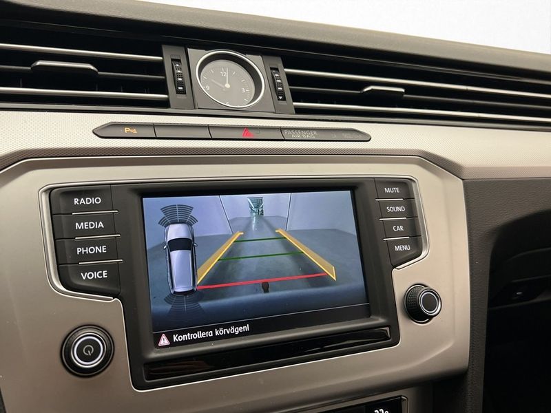 Volkswagen Passat bild 17