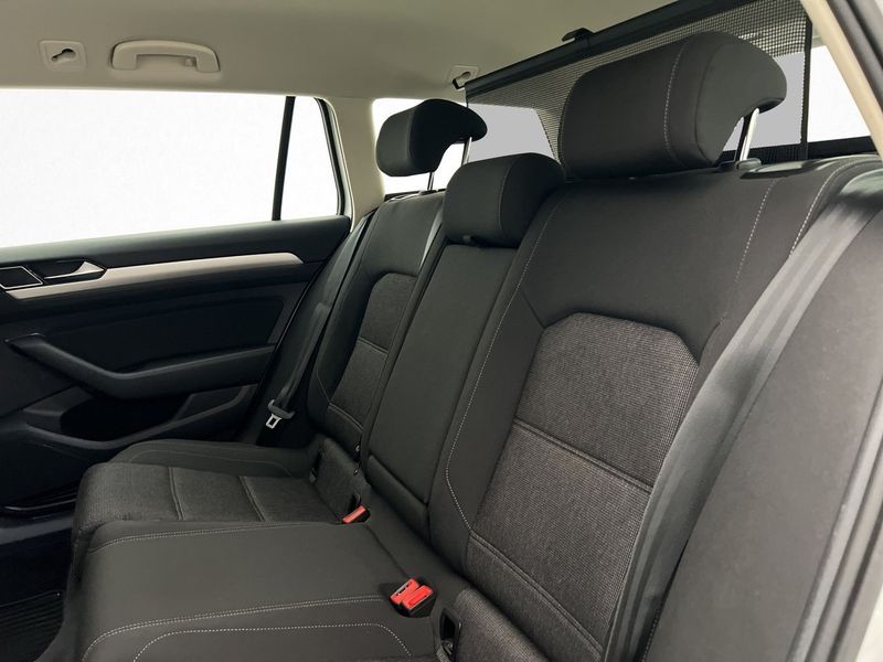 Volkswagen Passat bild 24