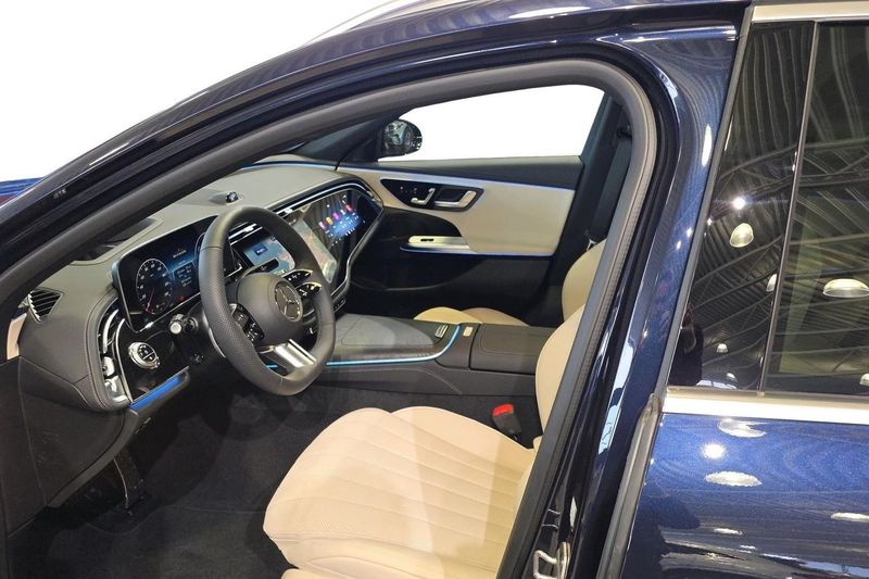 Mercedes E300 bild 11