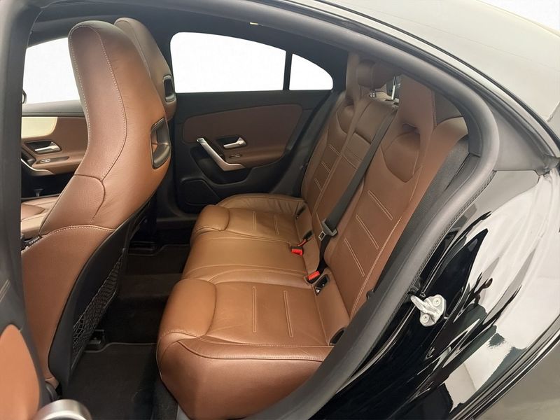 Mercedes CLA200 bild 28