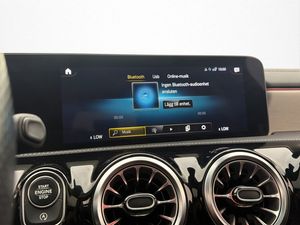 Mercedes CLA200 bild 21