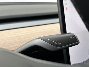 Tesla Model 3 bild 18