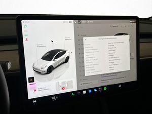 Tesla Model Y bild 21