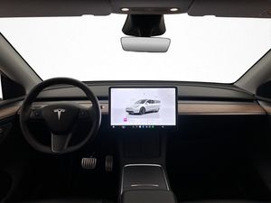 Tesla Model Y bild 14
