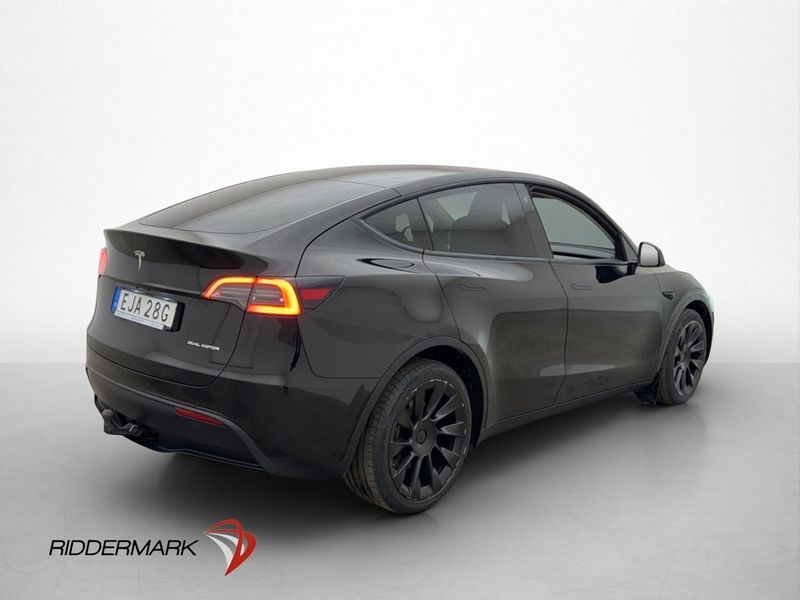 Tesla Model Y bild 8