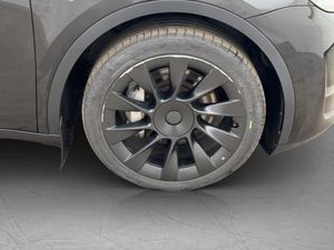 Tesla Model Y bild 31