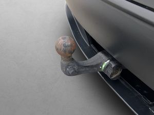 Tesla Model Y bild 10