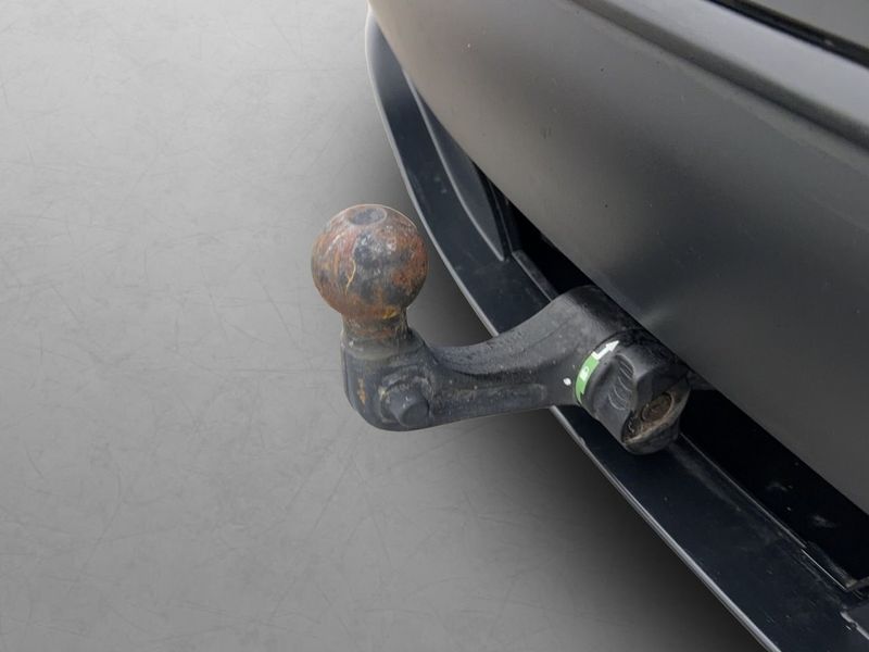 Tesla Model Y bild 10