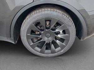 Tesla Model Y bild 28