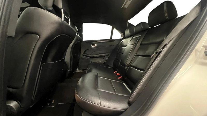 Mercedes E220 bild 11