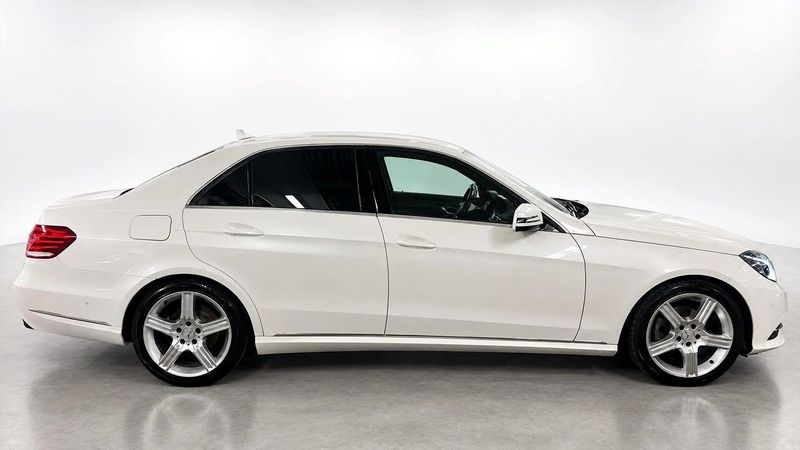 Mercedes E220 bild 3